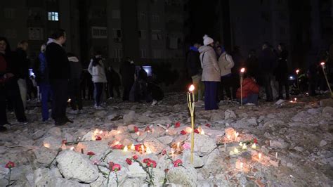 Adana'da depremlerde hayatını kaybedenler anıldı - Son Dakika Haberleri
